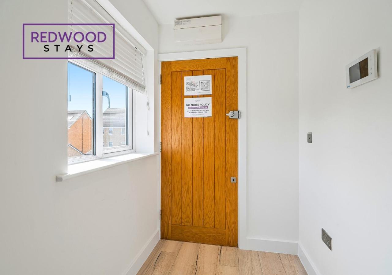 Modern Serviced Apartments For Contractors & Families With Free Parking, Wifi & Netflix By Redwood Stays Бэйсингсток Экстерьер фото
