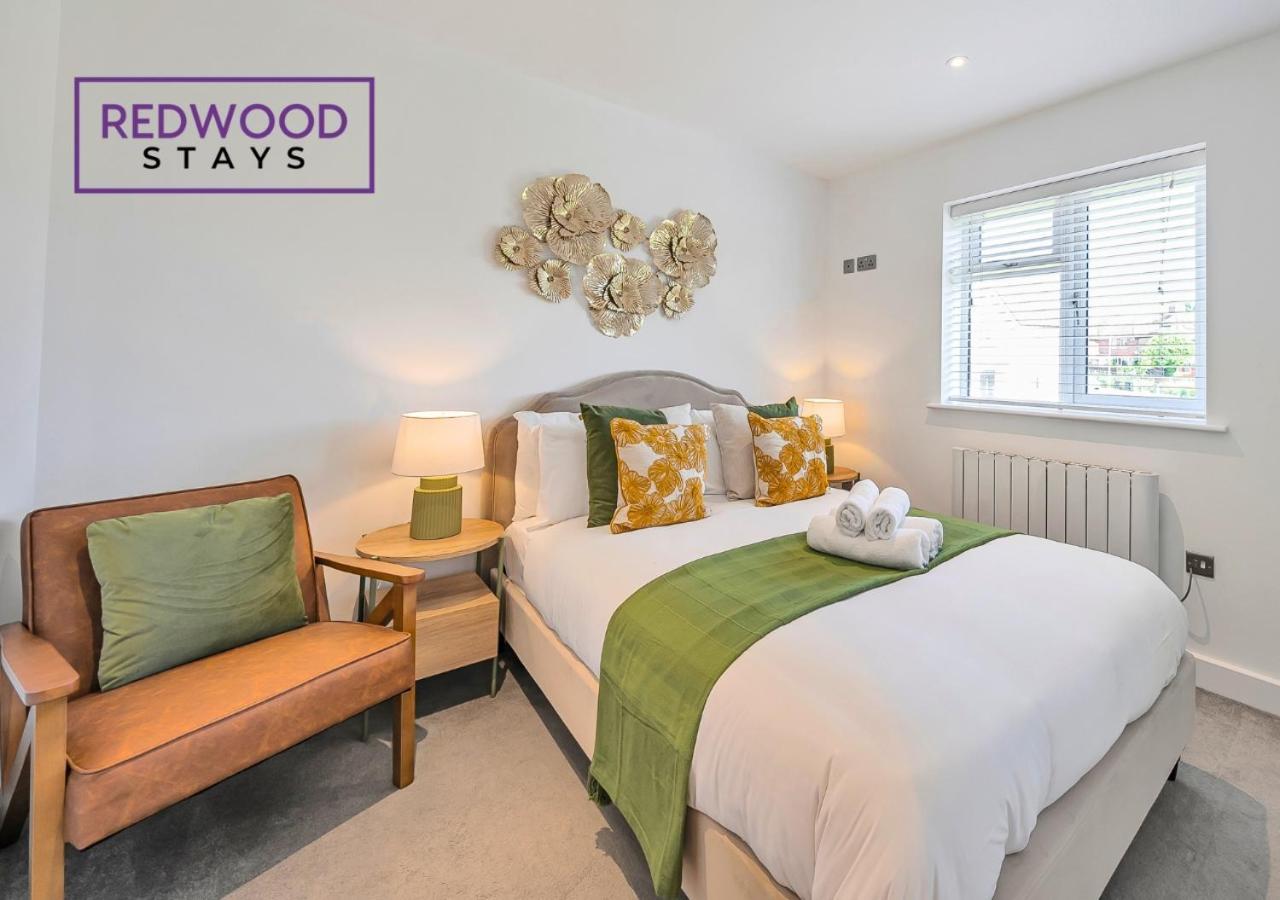 Modern Serviced Apartments For Contractors & Families With Free Parking, Wifi & Netflix By Redwood Stays Бэйсингсток Экстерьер фото