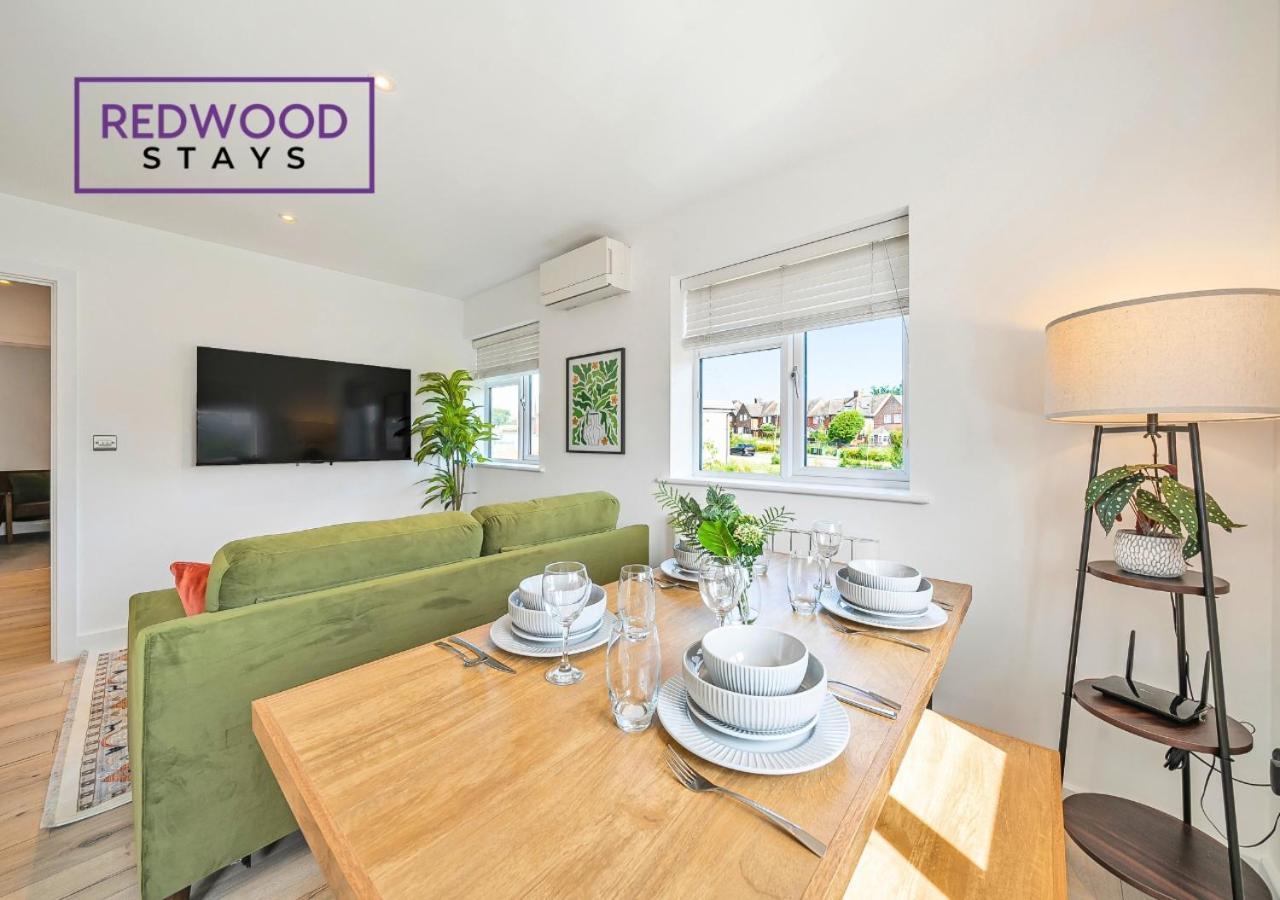 Modern Serviced Apartments For Contractors & Families With Free Parking, Wifi & Netflix By Redwood Stays Бэйсингсток Экстерьер фото